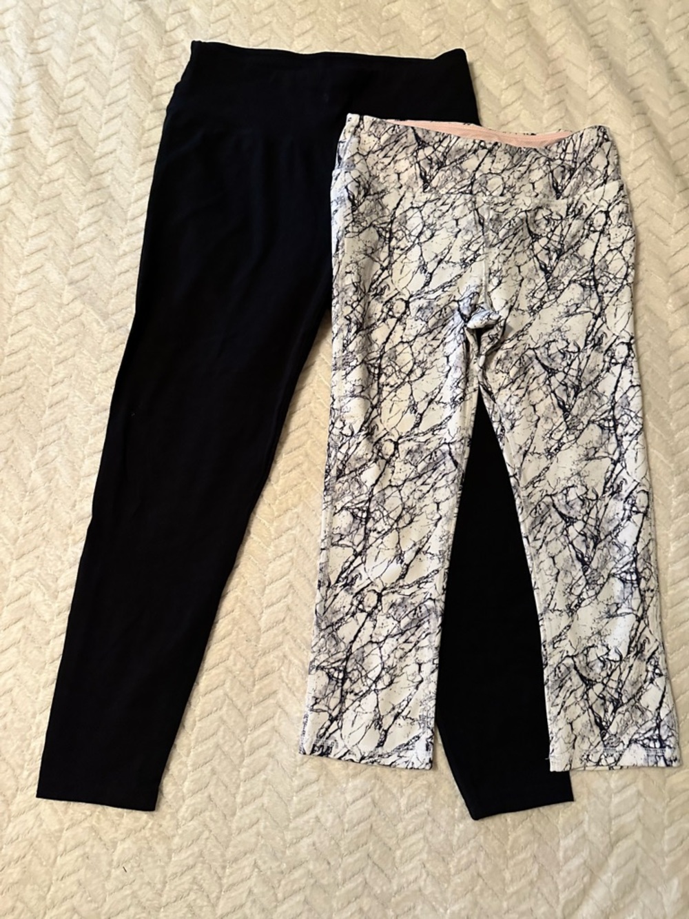 Woman’s medium Black Legging and White Marble-Print cropped Legging bundle